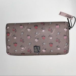 Victoria’s Secret Floral Print Wallet!! Brand New!